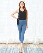 Basic Compass Capri Leggings 21" - Guy Christopher