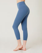 Basic Compass Capri Leggings 21" - Guy Christopher