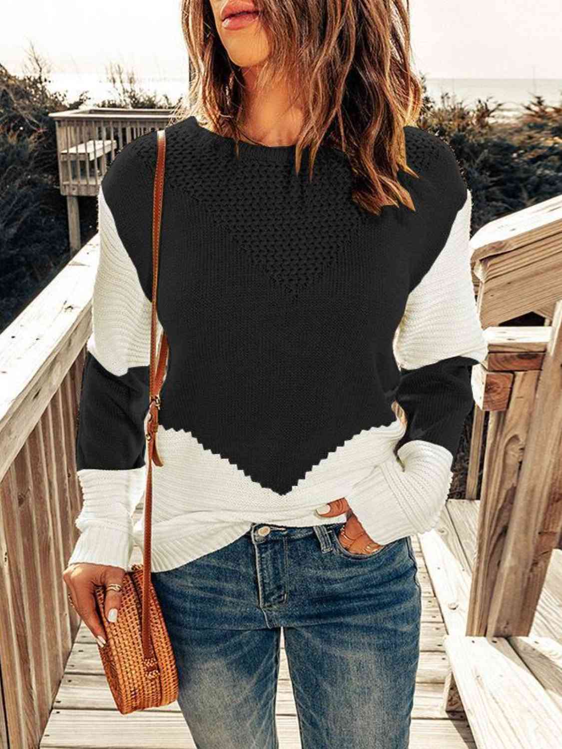 Contrast Round Neck Sweater - Guy Christopher