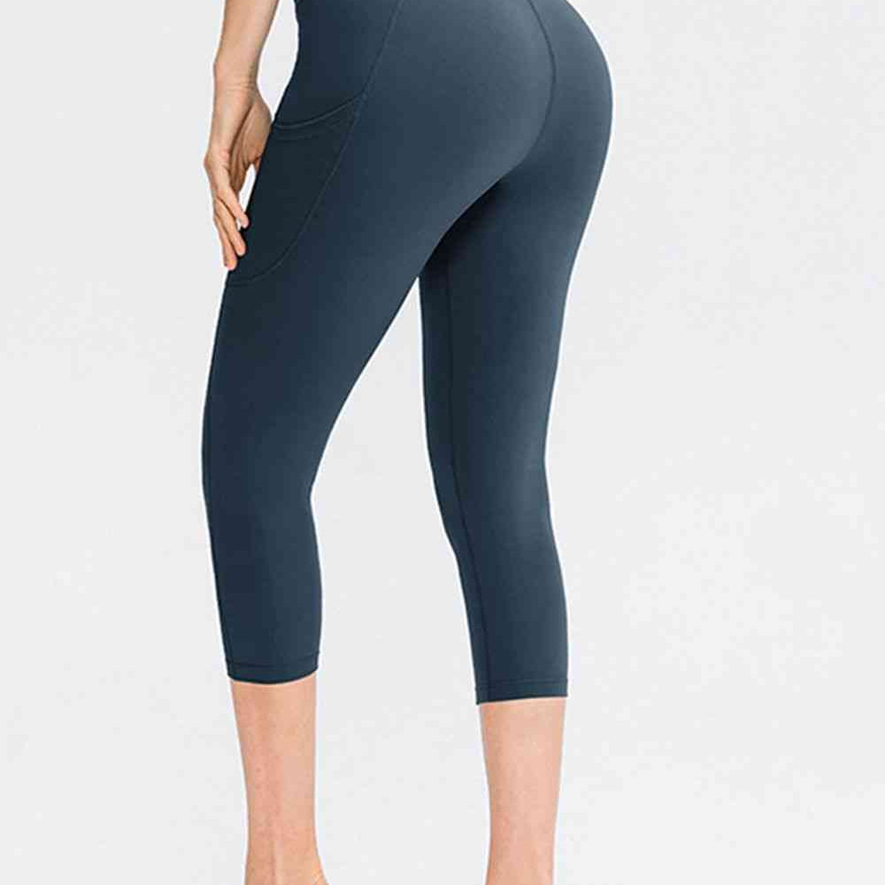 Wide Waistband Cropped Active Leggings with Pockets