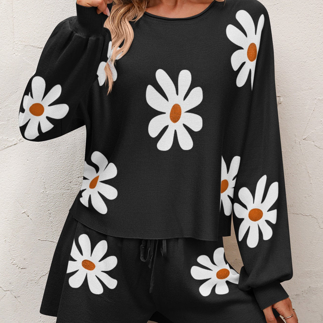 Floral Print Raglan Sleeve Knit Top and Tie Front Sweater Shorts Set - Guy Christopher