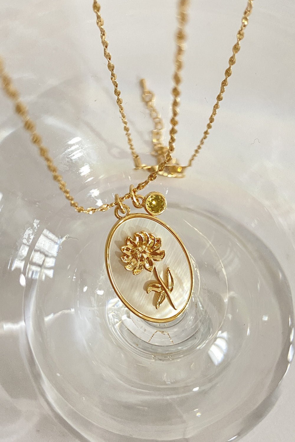 Flower Shell Pendant Copper Necklace - Guy Christopher