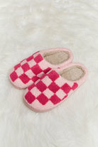 Melody Checkered Print Plush Slide Slippers - Guy Christopher