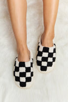 Melody Checkered Print Plush Slide Slippers - Guy Christopher