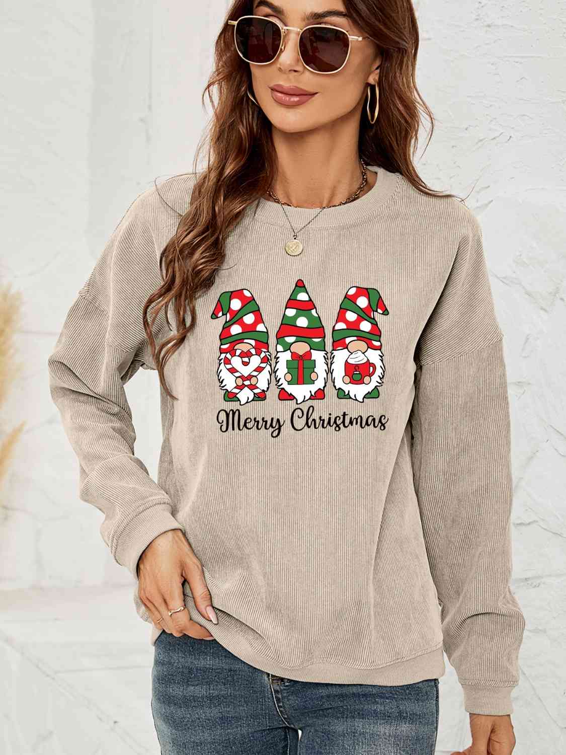 MERRY CHRISTMAS Graphic Sweatshirt - Guy Christopher