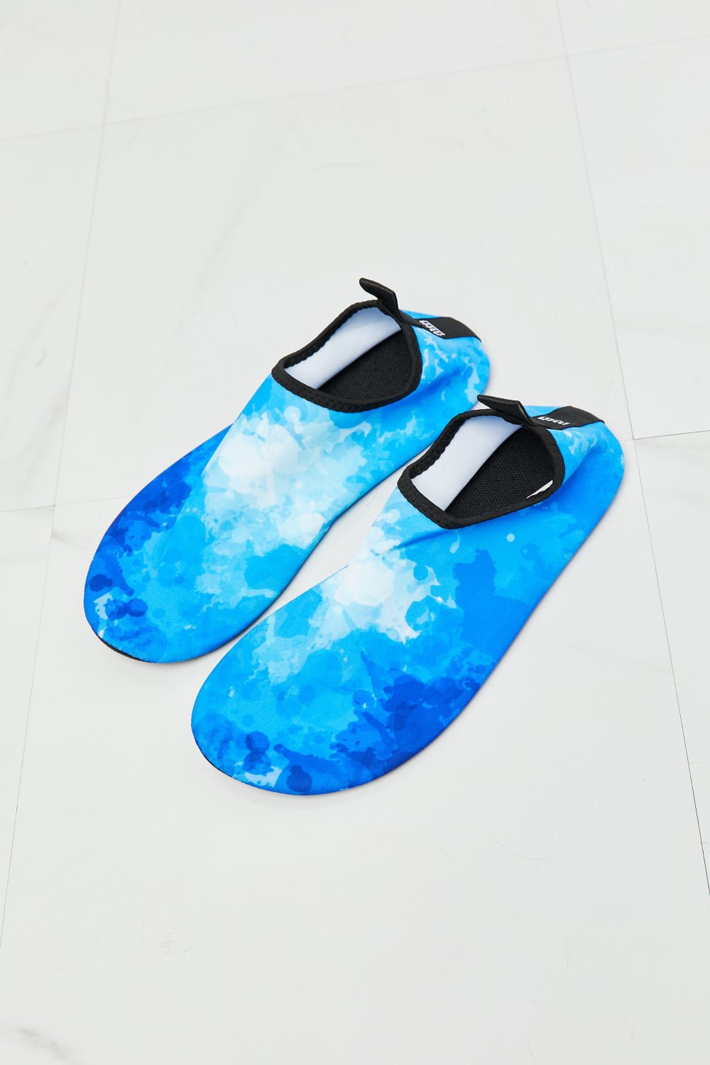 MMshoes On The Shore Water Shoes in Blue - Guy Christopher