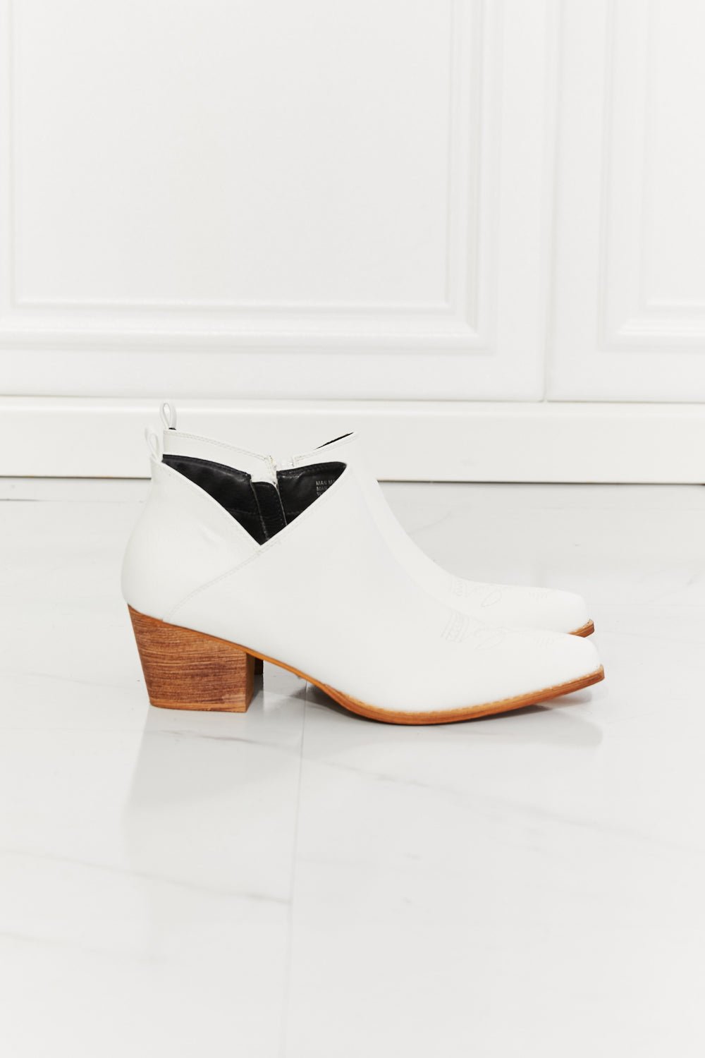 MMShoes Trust Yourself Embroidered Crossover Cowboy Bootie in White - Guy Christopher