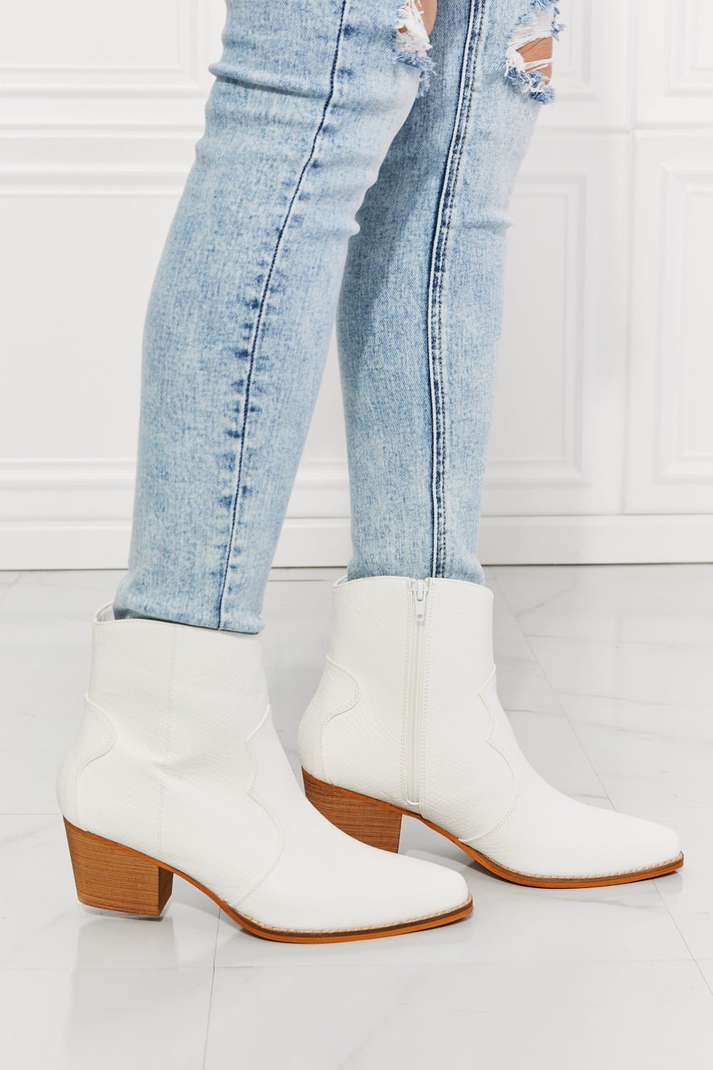 MMShoes Watertower Town Faux Leather Western Ankle Boots in White - Guy Christopher